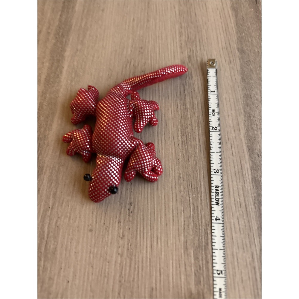 Sand Filled Red Gecko Plush Toy Animals Shimmering Paperweight Sensory Toy - Picture 3 of 4